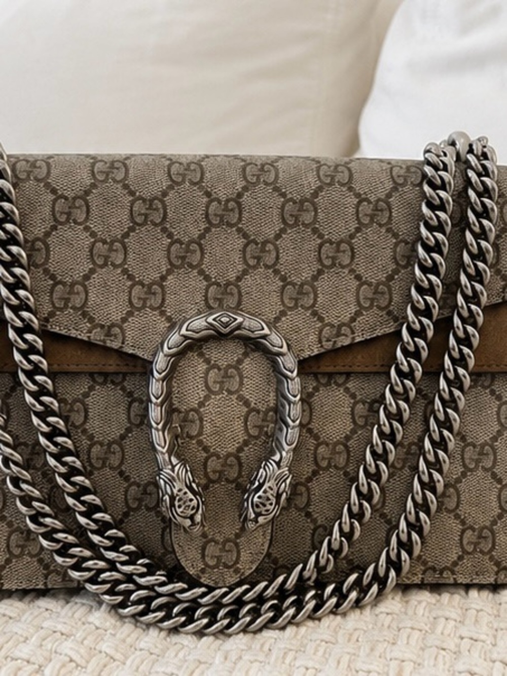 Gucci GG Supreme Canvas Dionysus Shoulder Bag in Beige and Brown